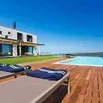 Vila Vista *