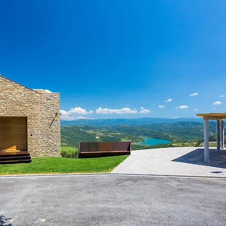 Villa Vista Zamask