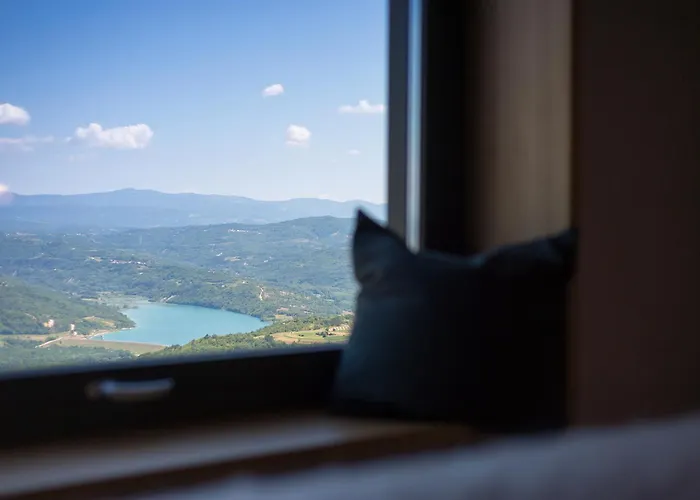 Villa Vista *