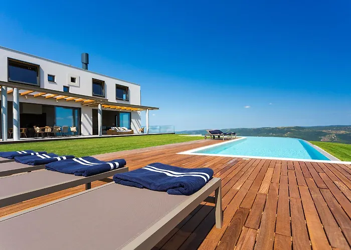 Villa Vista *